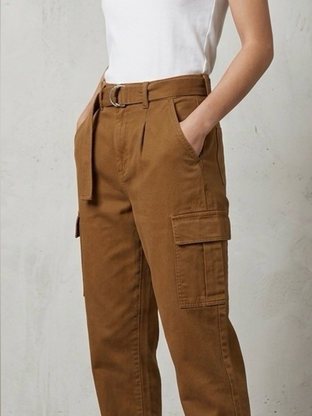 Silver Jeans Co. Relaxed Cargo Pants High Rise W28 L27